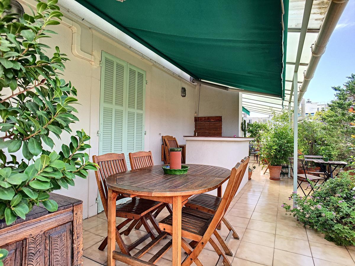 Ashley&Parker - Citronnier Terrasse Apartment นีซ ภายนอก รูปภาพ